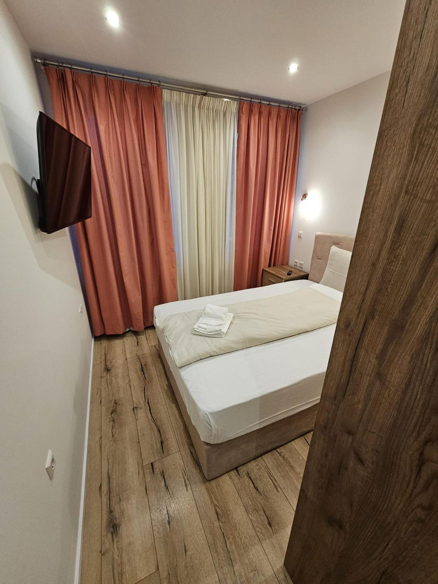 Hotel Post ニュルティンゲン エクステリア 写真